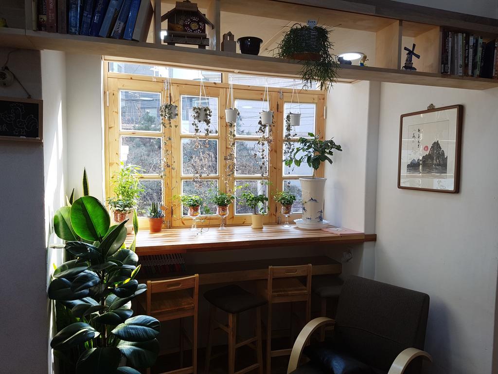 Time Traveler Relax Hongdae Guest house 2*