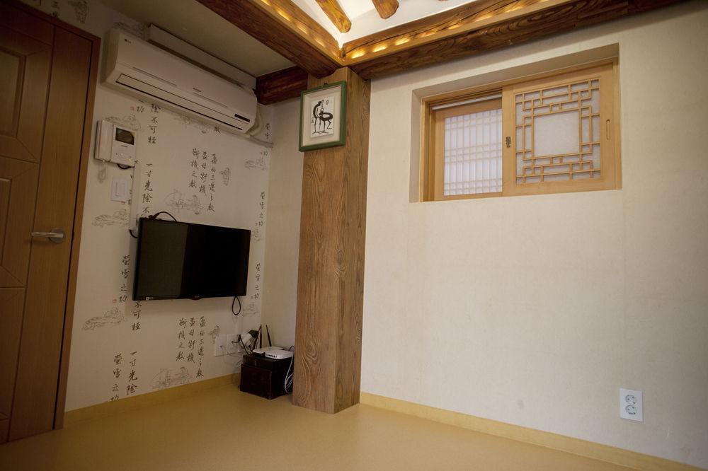 Gung Guest house 2*