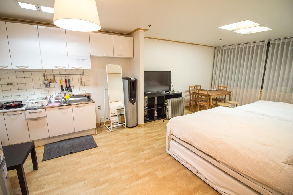 Guest house Junho House *