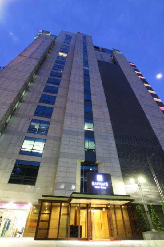Eastgate Tower 4*