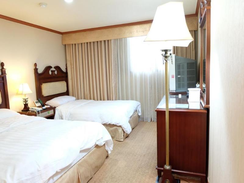 Hotel New Chonji Seoul