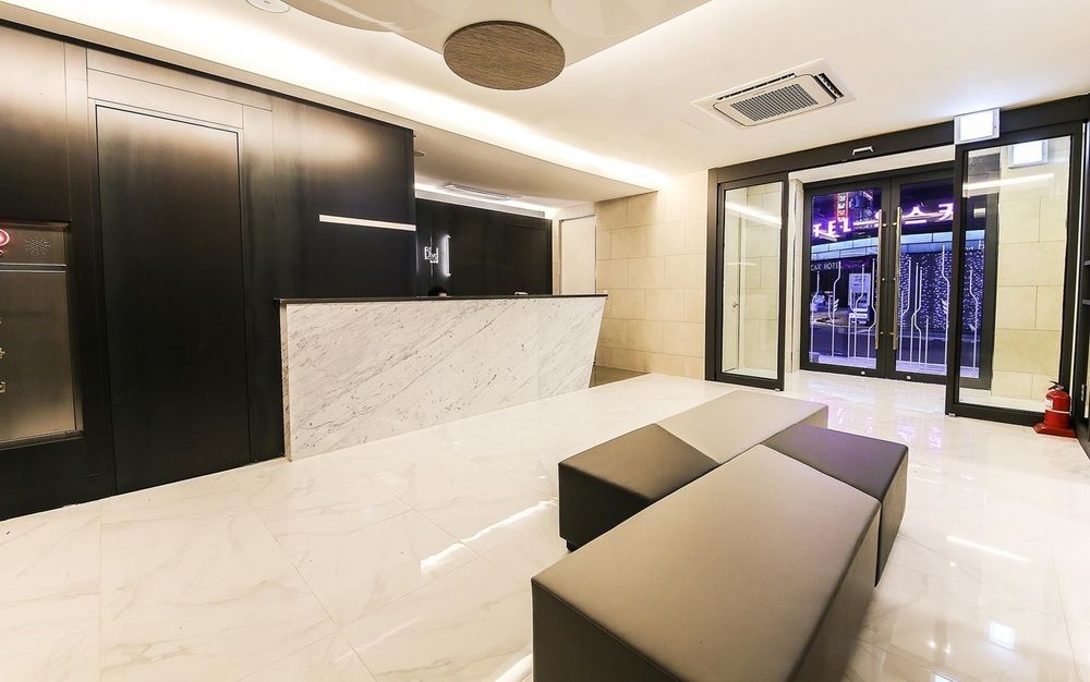 Hotel Business Blvd Ora