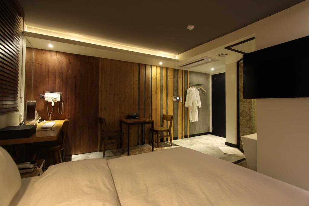 Premier Hotel Xym 2*