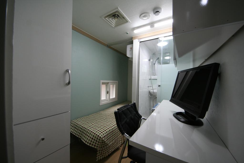 Jongro Wellbeingtel Guest house Seoul