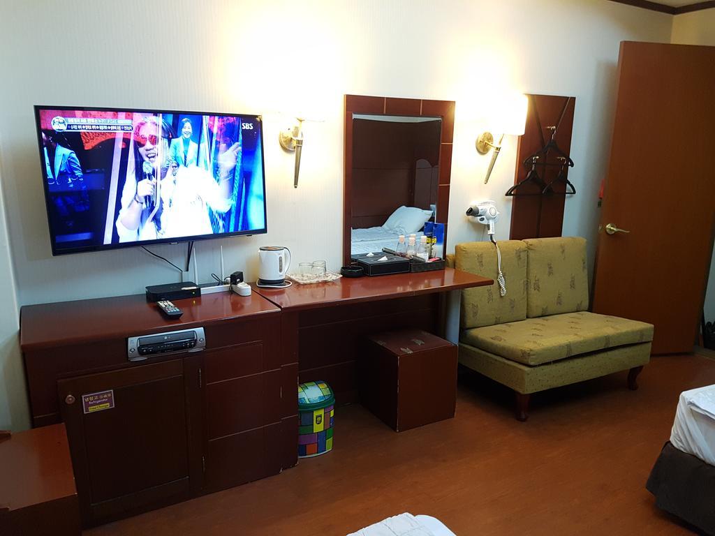 New Boolim Tourist Hotel