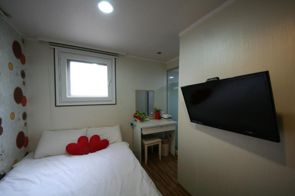 Hostel Chloe *