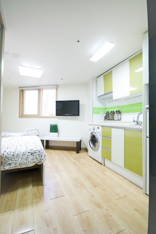 Zaza Backpackers Guest house 2*