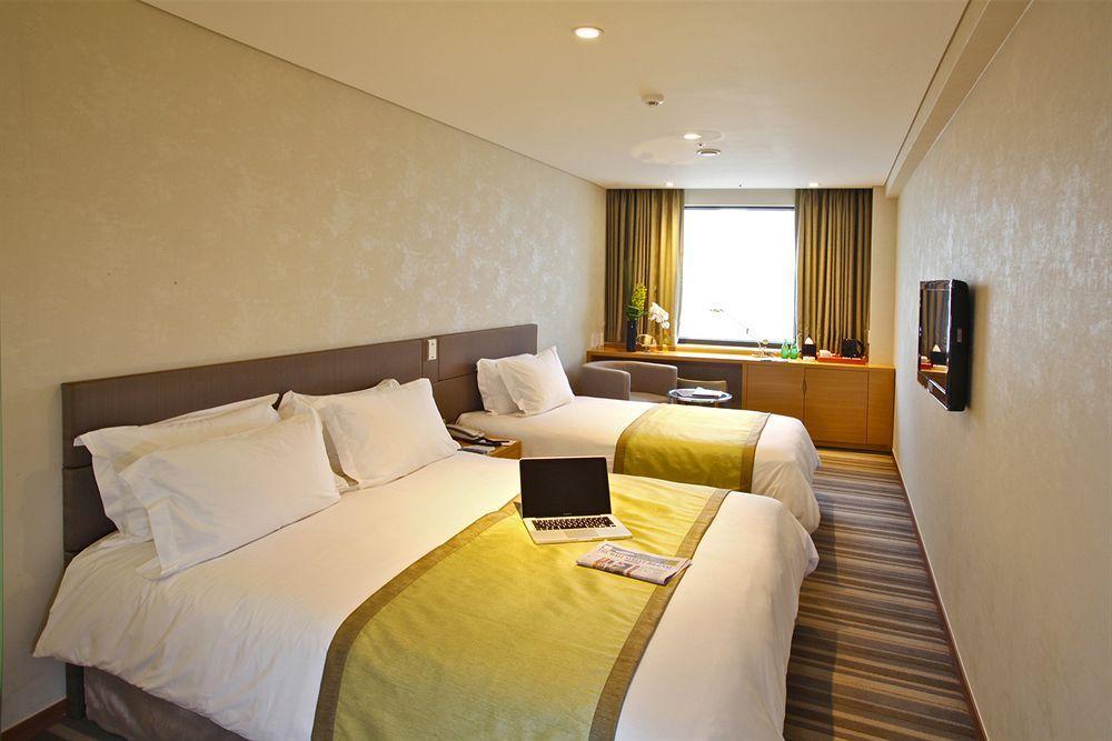 Hotel Nine Tree By Parnas Myeongdong 1