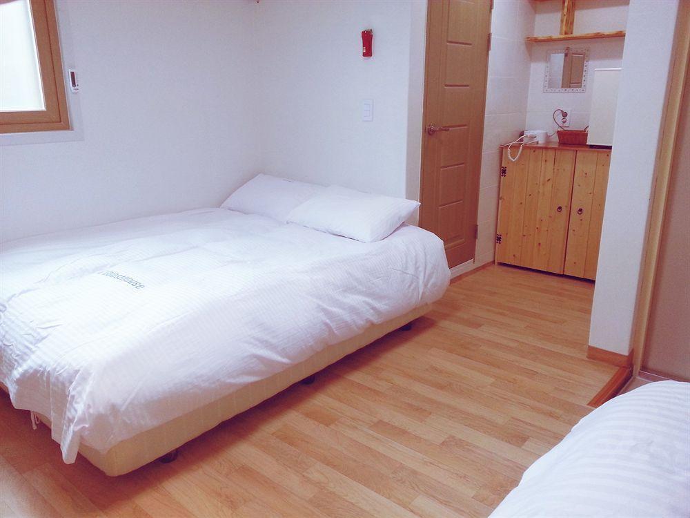 Guest house Iu Myeongdong