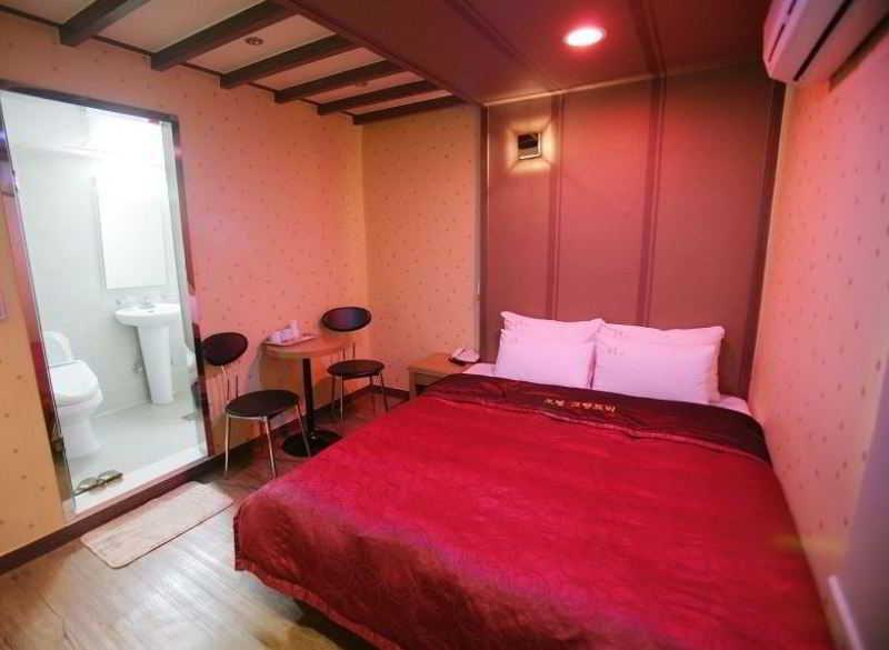 Hotel Grandprix Shinchon Seul