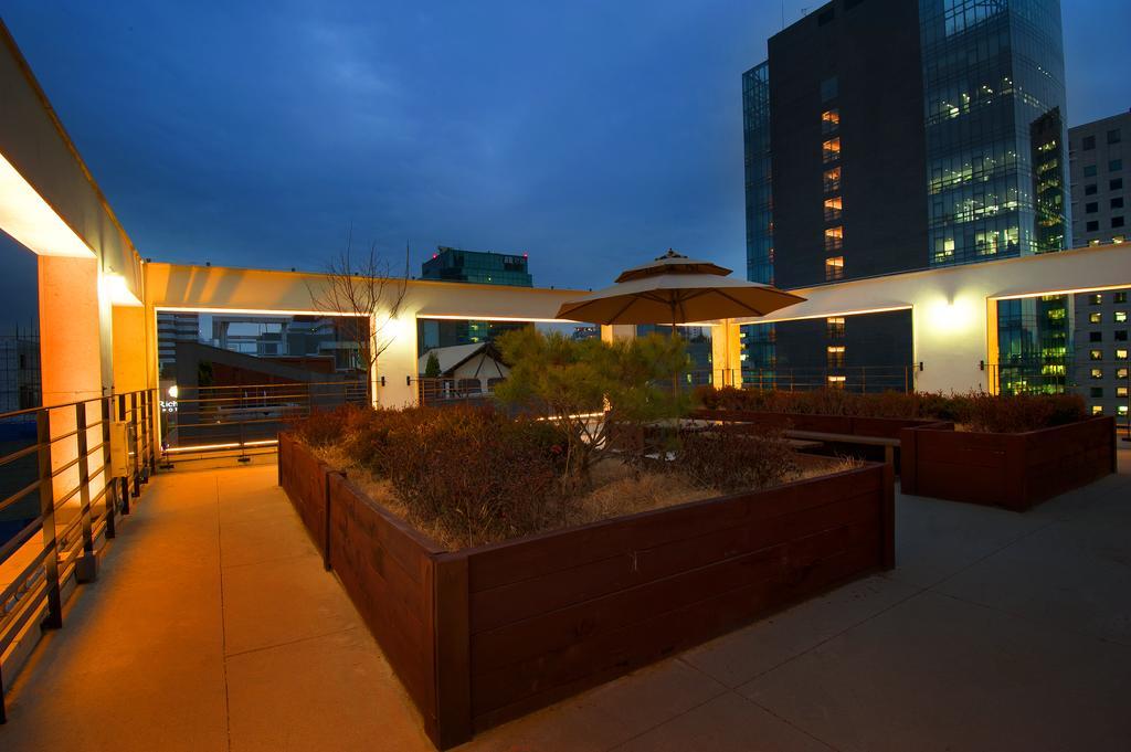 Hotel The Artist Yeoksam Motel 2*