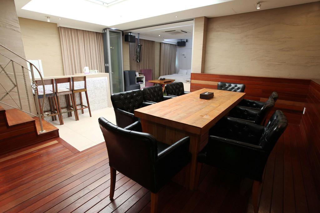 Life Style R Hotel