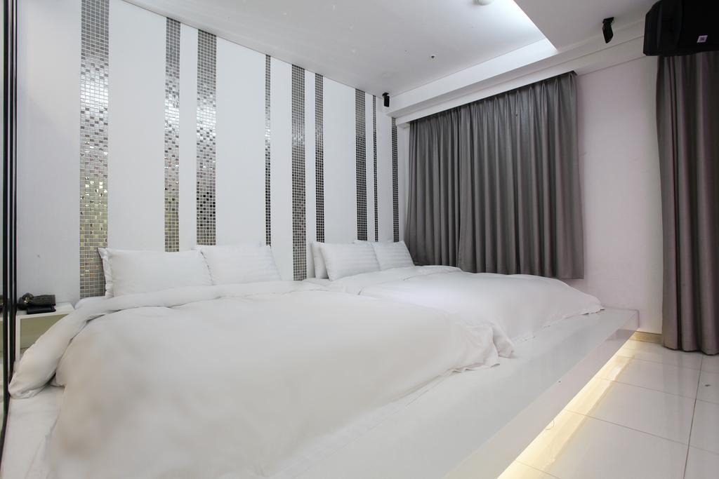 Life Style R Hotel 2*