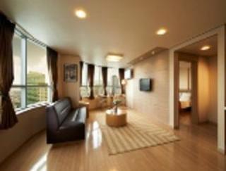 Ramada Dongdaemun Hotel 4*
