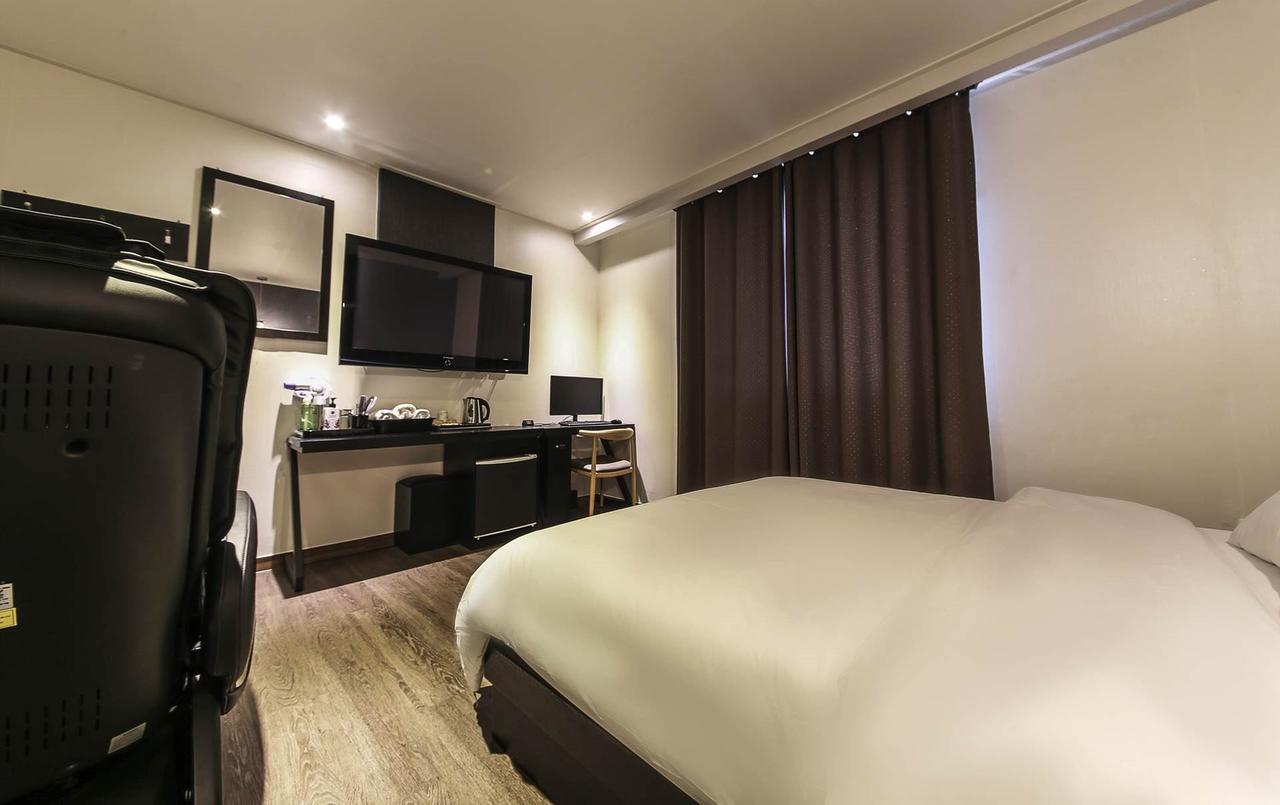 Western River Gangseo 3* Seoul