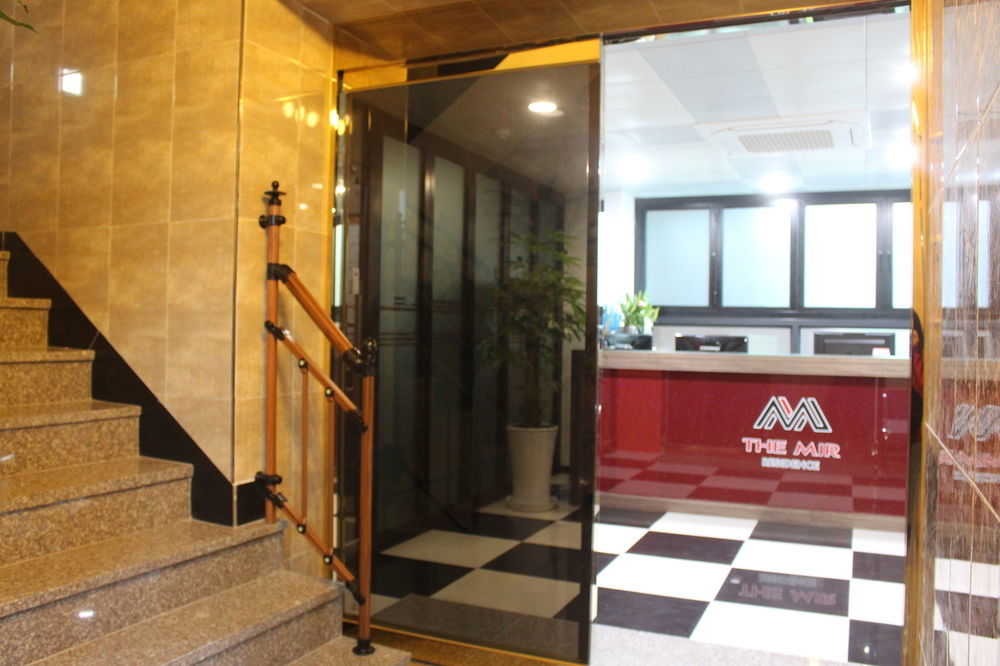 Hotel The Mir 2*