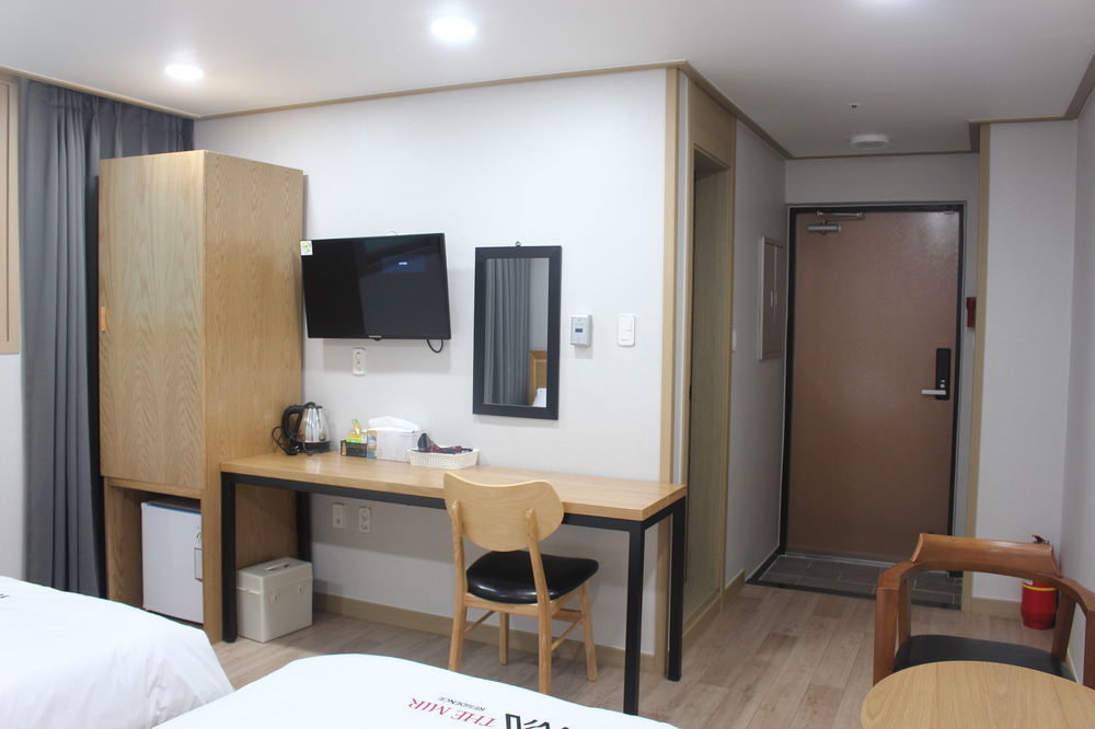 The Mir Hotel 2*