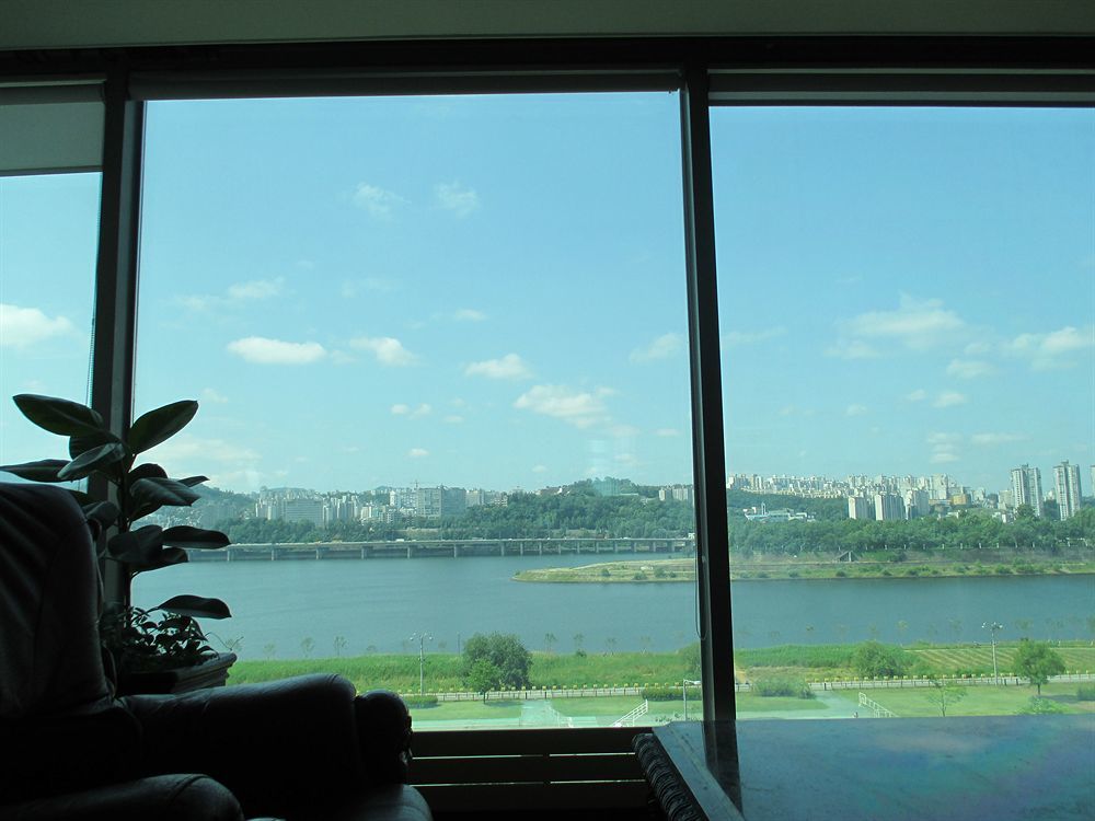 River View House