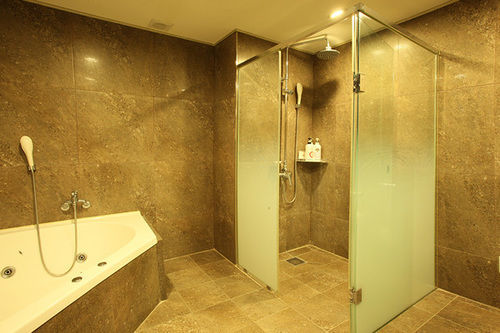 Tourist Hotel 3*