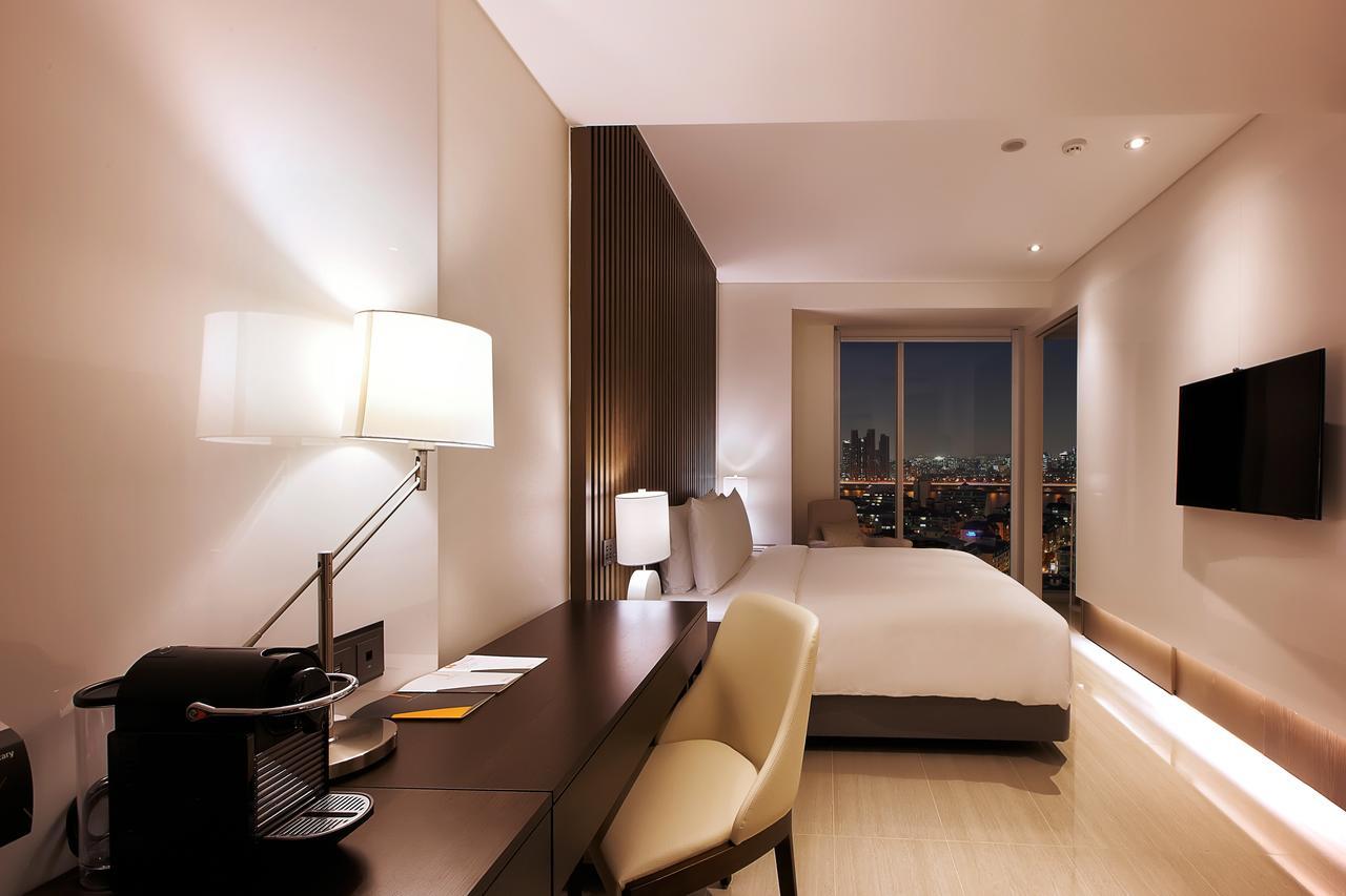 Hotel Entra Gangnam 3*