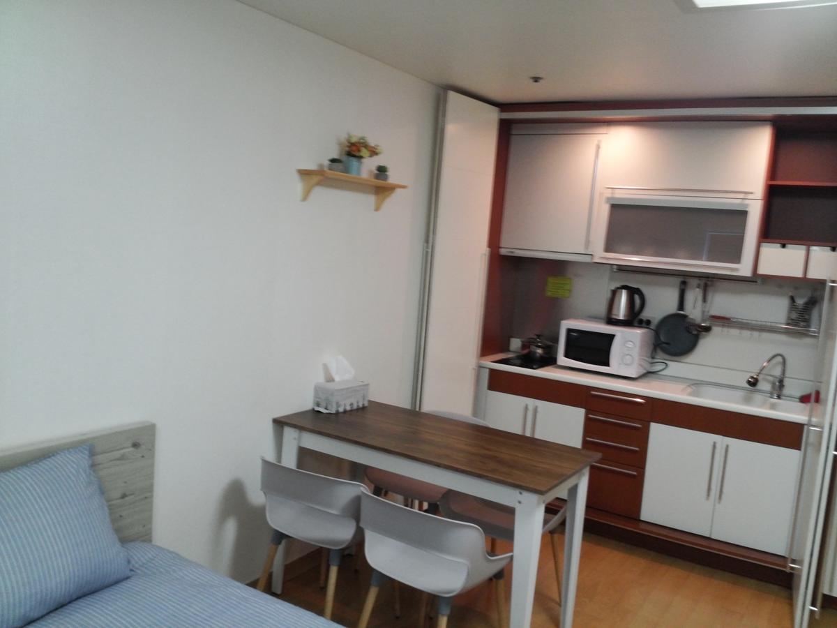 Rocohouse Aparthotel Seoul