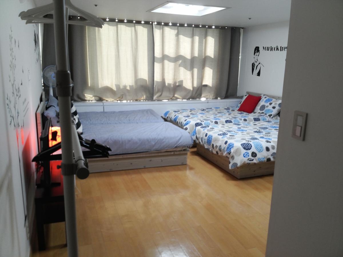 Rocohouse Aparthotel