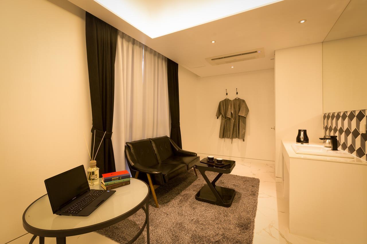 Trang Blue 3* Seoul
