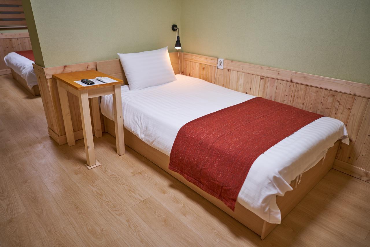 Station R Guest house