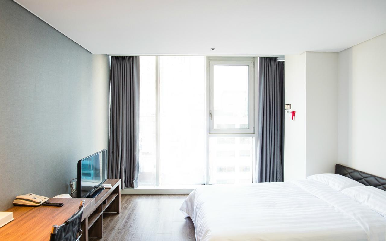 Arinus Shinchon Aparthotel 3*