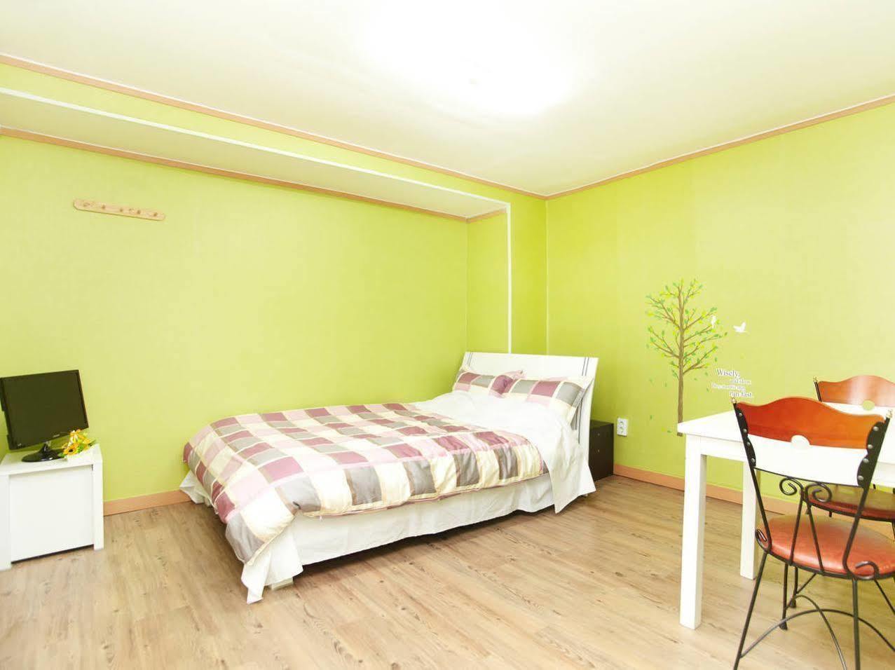 Motel Cozy Place In Itaewon Seoul