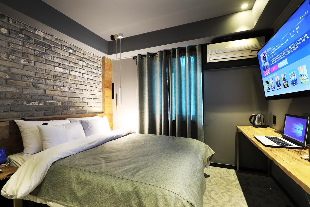 Rainbow Yongsan 3* Seul