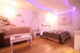 Cutee 2*