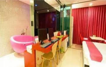 Life Style R Hotel