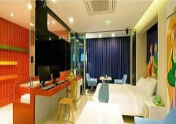 Life Style R Hotel