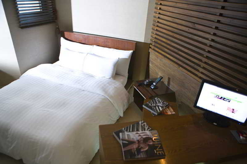 Hotel 648