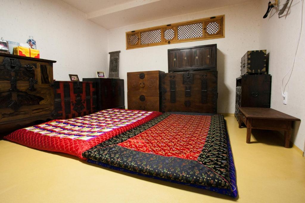 Eugene Hanok Culture Center Dongdaemun Apartment