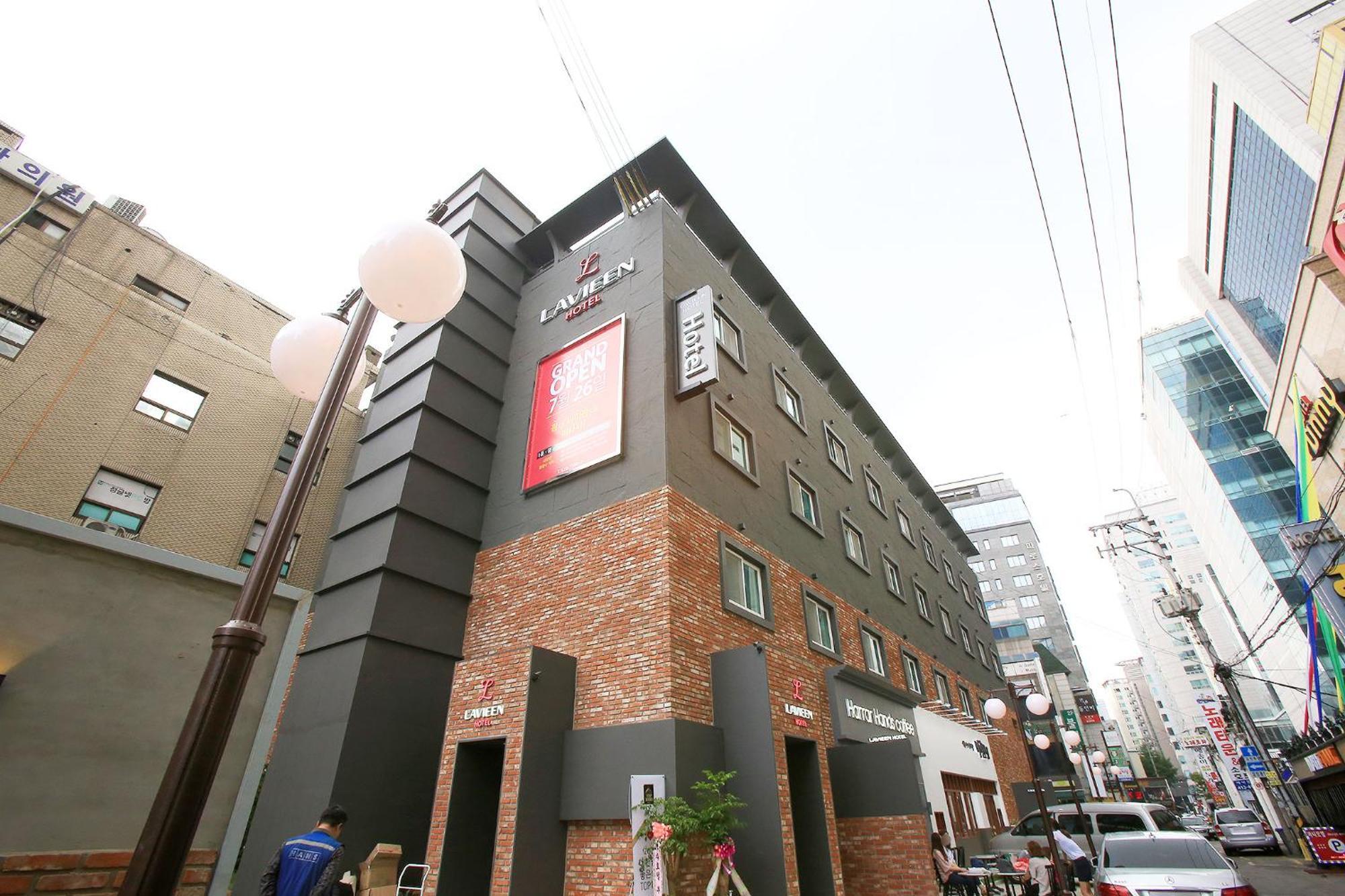 Hotel Lavieen