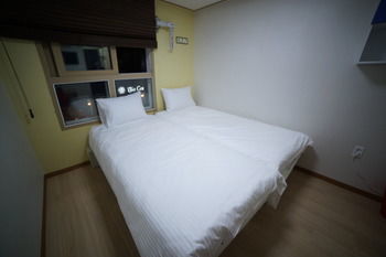 Hotel Cozybox