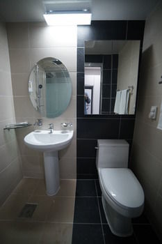 Hotel Cozybox Seoul