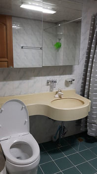 Guest house Enough 2*