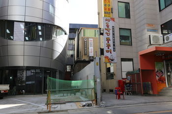 Philstay Myeongdong Boutique Female 2* Seoul