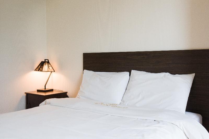 Brown Serviced Hotel