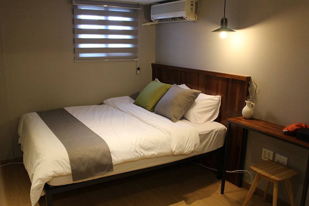 Hotel Cleo Hongdae 2*