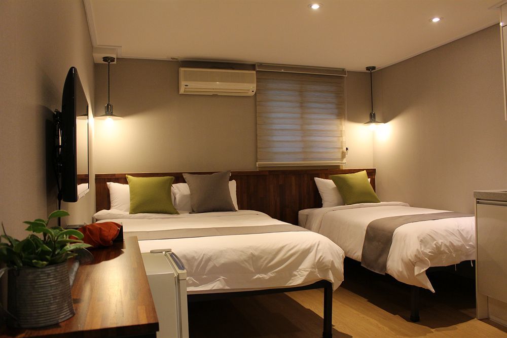 Cleo Hongdae 2* Seoul