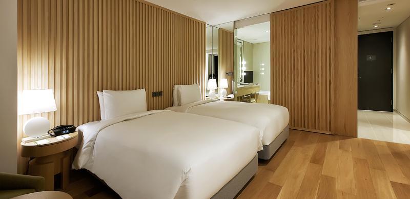 Entra Gangnam Hotel 3*