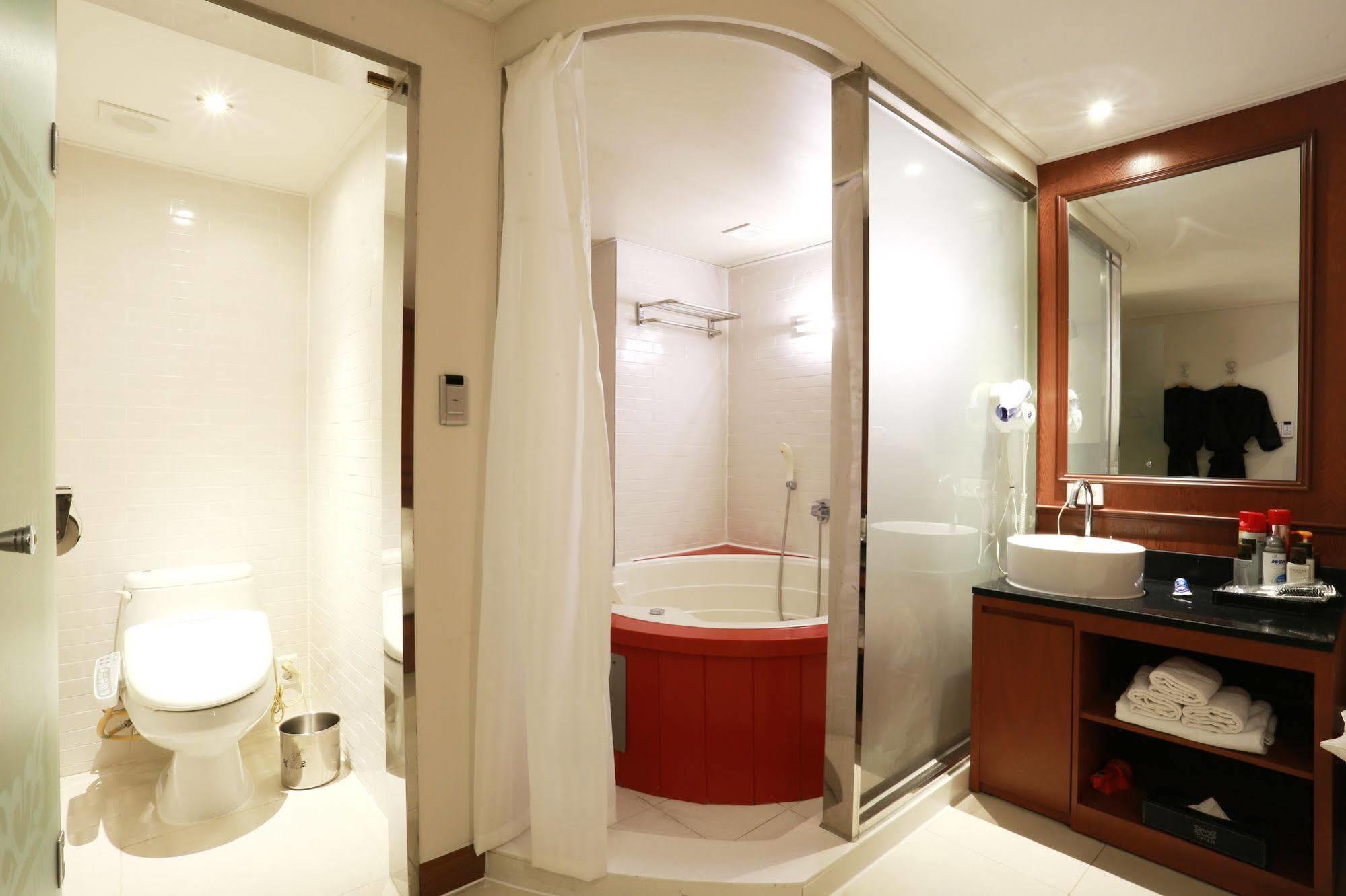 Cello Motel 2*
