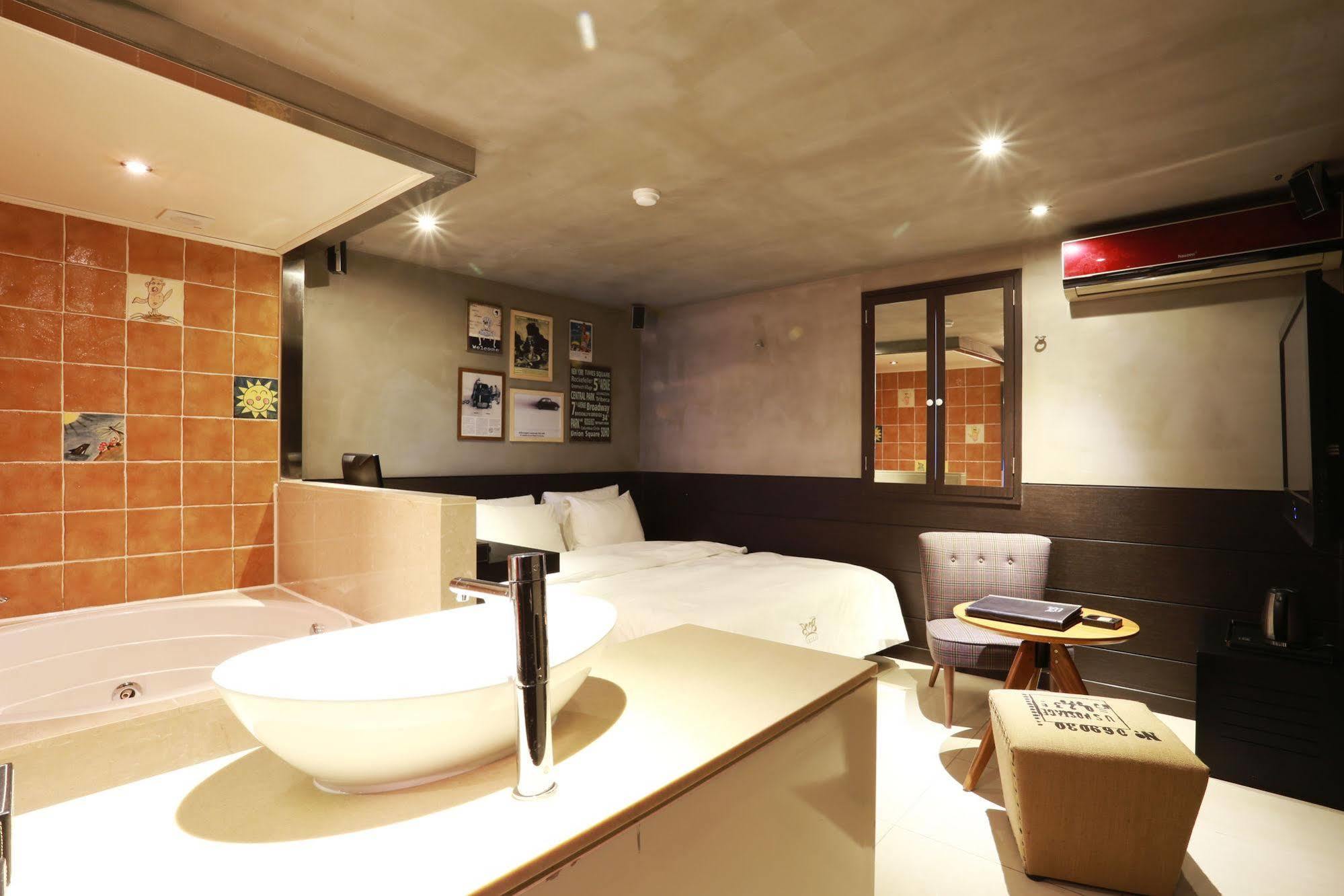 Cello Motel 2* Seoul