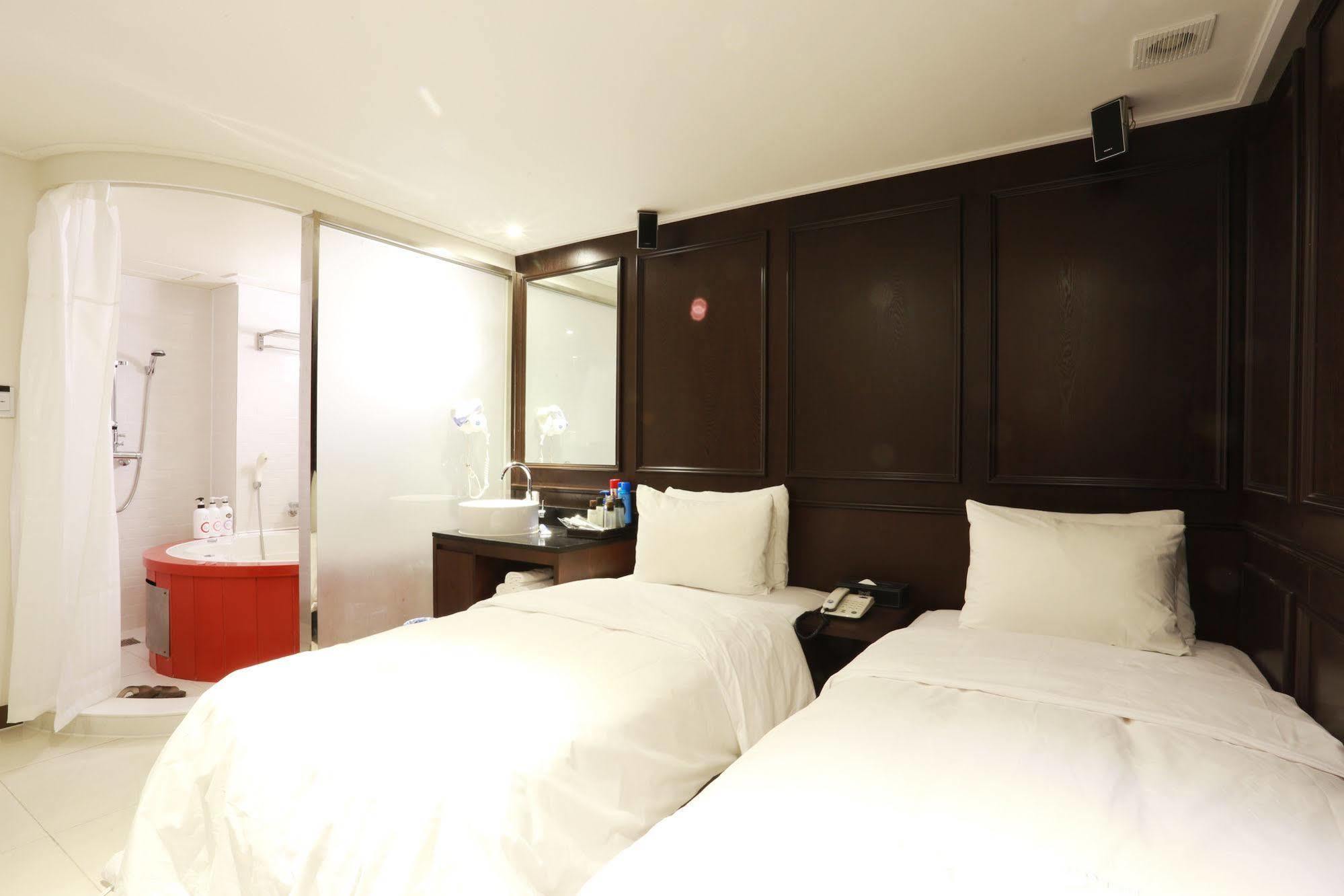 Cello Motel Hotel 2*