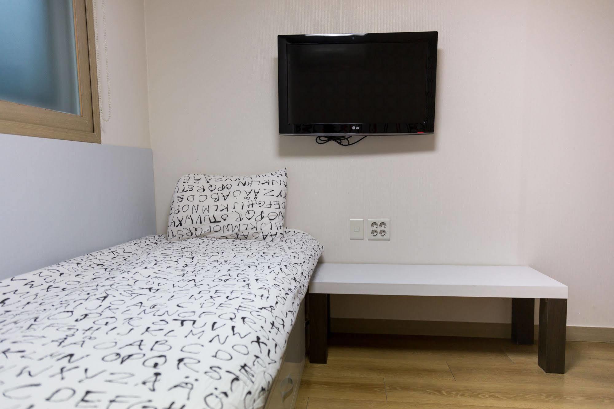 Zaza Backpackers 2* Seoul