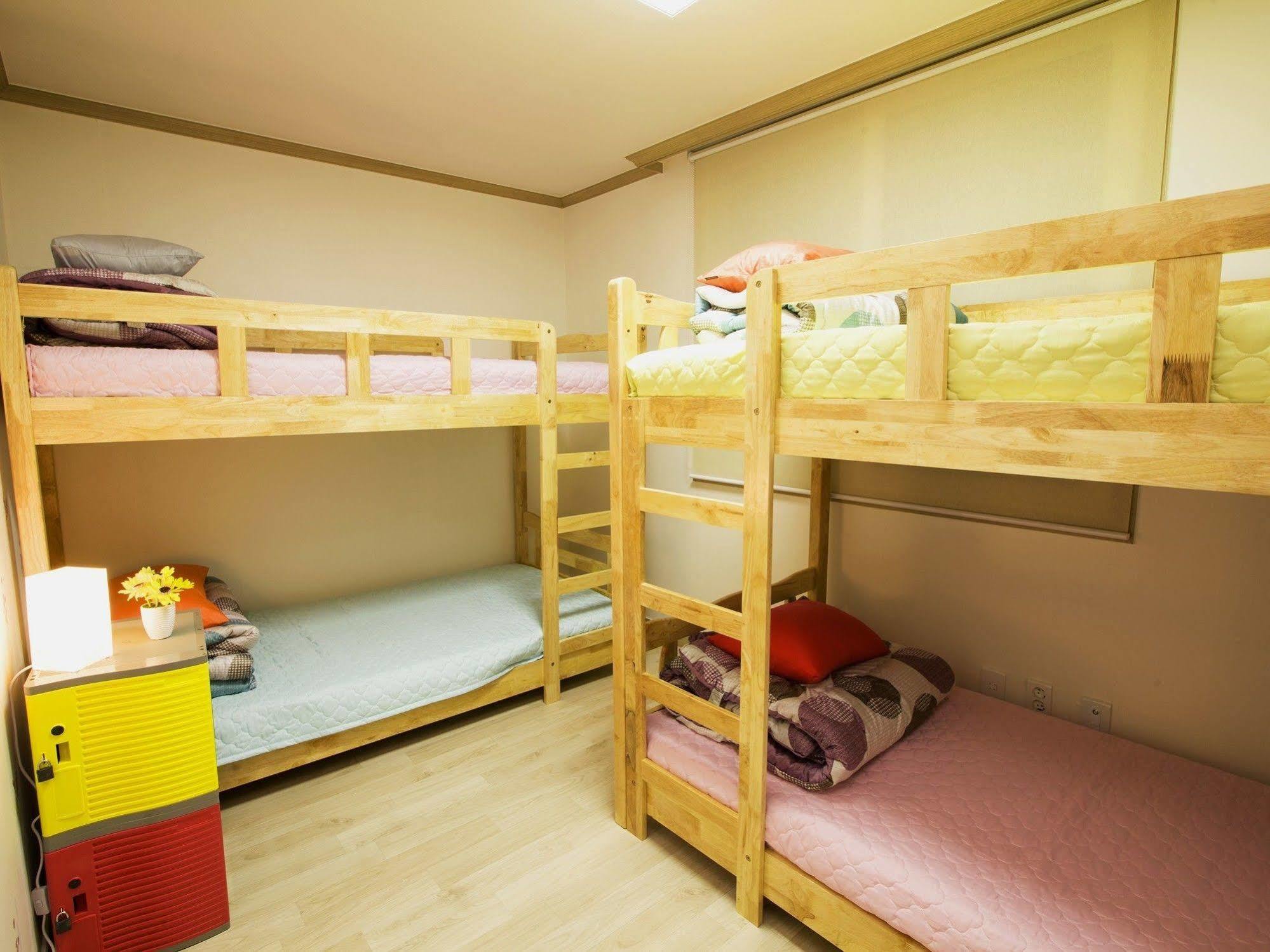 Hostel Corner *